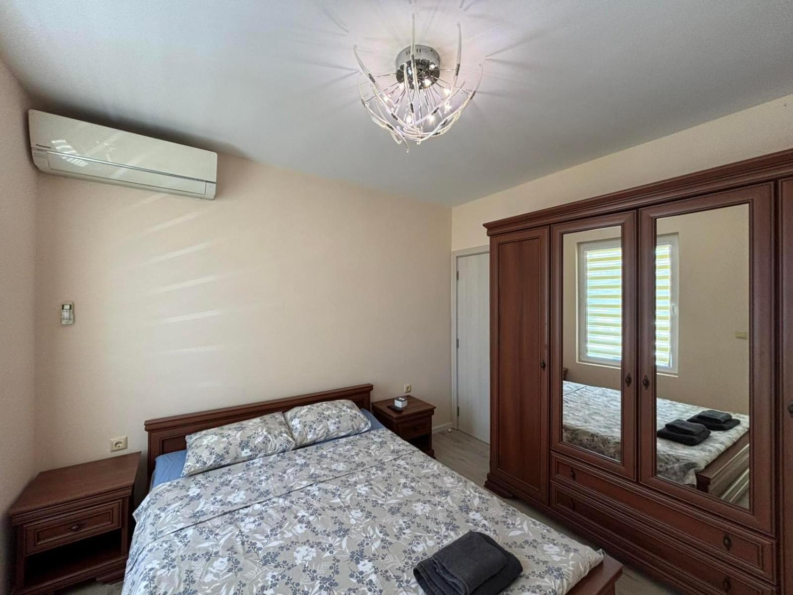 Grand Apartment Bogoridi - Top Center Near To Sea And Sea Garden Burgas Zewnętrze zdjęcie